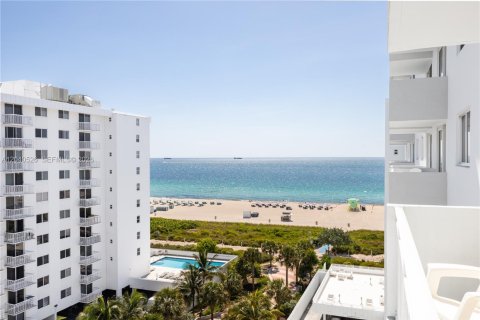 Condominio en Miami Beach, Florida, 1 dormitorio № 2087182
