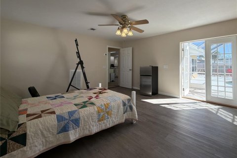 House in Belleair Beach, Florida 3 bedrooms, 189.8 sq.m. № 2093258 - photo 29