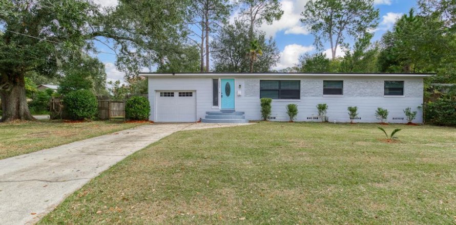 House in Jacksonville, Florida 4 bedrooms, 168.34 sq.m. № 824770