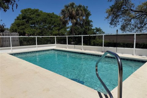 Casa en venta en Spring Hill, Florida, 3 dormitorios, 120.68 m2 № 2107114 - foto 5