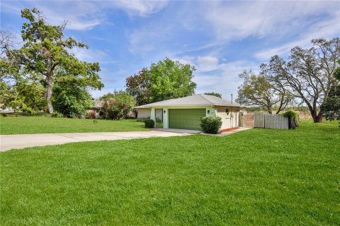 Casa en venta en Spring Hill, Florida, 3 dormitorios, 120.68 m2 № 2107114 - foto 8