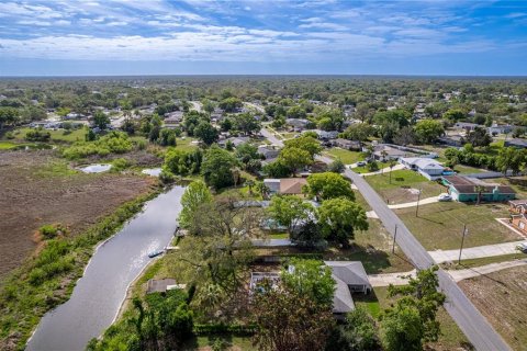 Casa en venta en Spring Hill, Florida, 3 dormitorios, 120.68 m2 № 2107114 - foto 30