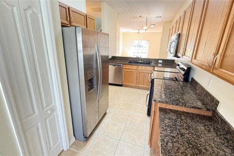 Townhouse in Tampa, Florida 3 bedrooms, 155.15 sq.m. № 1514385 - photo 23