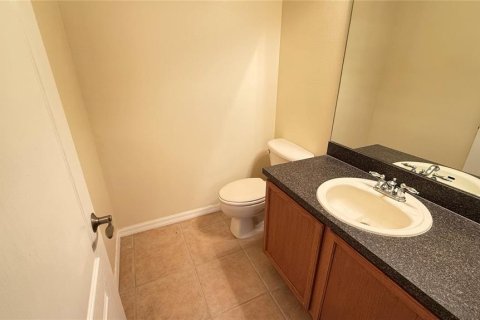 Townhouse in Tampa, Florida 3 bedrooms, 155.15 sq.m. № 1514385 - photo 26