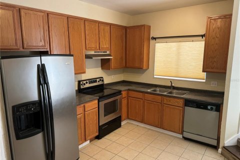 Condo in Gainesville, Florida, 3 bedrooms  № 1541582 - photo 10