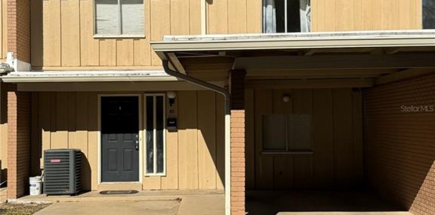 Condo in Gainesville, Florida, 3 bedrooms № 1541582