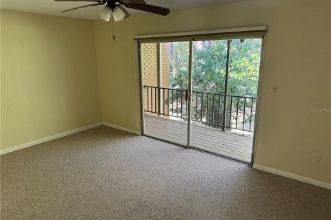 Condo in Gainesville, Florida, 3 bedrooms  № 1541582 - photo 15