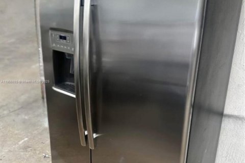 Снять в аренду таунхаус в Плантация, Флорида 2 спальни, 87.14м2, № 1956382 - фото 13