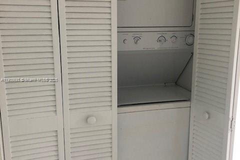 Снять в аренду таунхаус в Плантация, Флорида 2 спальни, 87.14м2, № 1956382 - фото 7