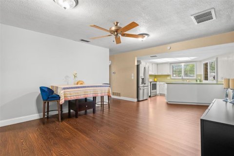 Villa ou maison à vendre à Seminole, Floride: 3 chambres, 187.2 m2 № 2229743 - photo 22