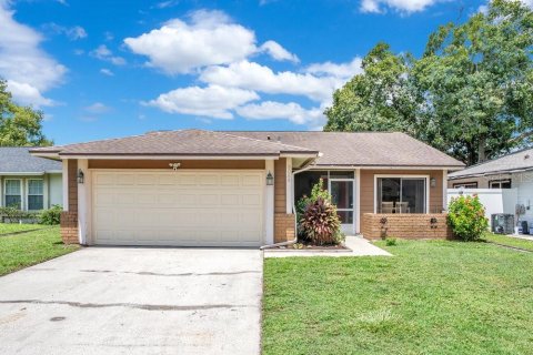 House in Orlando, Florida 3 bedrooms, 131.64 sq.m. № 1832635 - photo 15