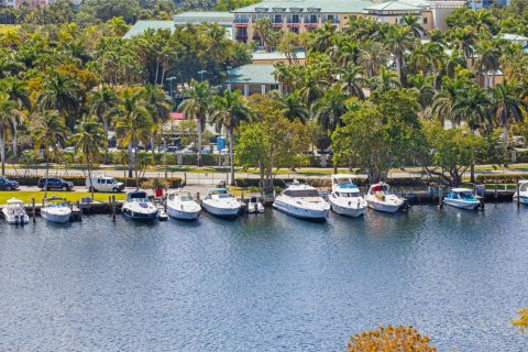Copropriété à louer à Hallandale Beach, Floride: 1 chambre, 105.91 m2 № 1982231 - photo 7