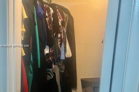 Condo in Davie, Florida, 2 bedrooms  № 2042055 - photo 17