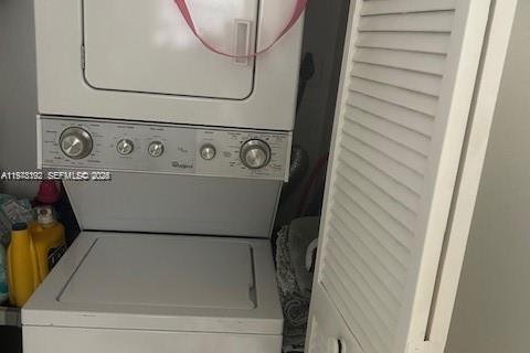 Condo in Davie, Florida, 2 bedrooms  № 2042055 - photo 12