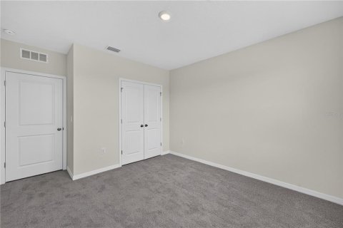 House in Wesley Chapel, Florida 4 bedrooms, 220.36 sq.m. № 2396498 - photo 28