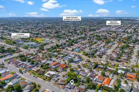 Снять в аренду виллу или дом в Хайалиа, Флорида 4 спальни, 110.27м2, № 2436232 - фото 29