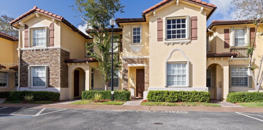 Touwnhouse à Homestead, Floride 2 chambres, 99.31 m2 № 2050063