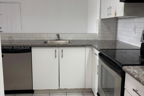 Condo à Hialeah, Floride, 2 chambres № 2056076
