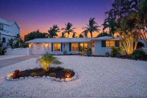 Villa ou maison à Holmes Beach, Floride 2 chambres, 115.85 m2 № 2272981