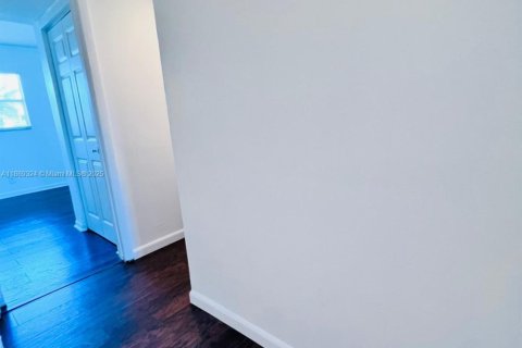 Condominio en alquiler en Lauderhill, Florida, 4 dormitorios, 138.61 m2 № 1920027 - foto 22
