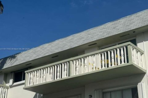 Copropriété à louer à Miami, Floride: 2 chambres, 85.47 m2 № 2019313 - photo 18