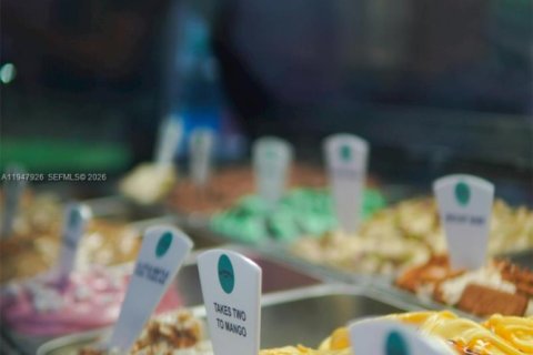 Commercial property in Port St. Lucie, Florida № 2004066