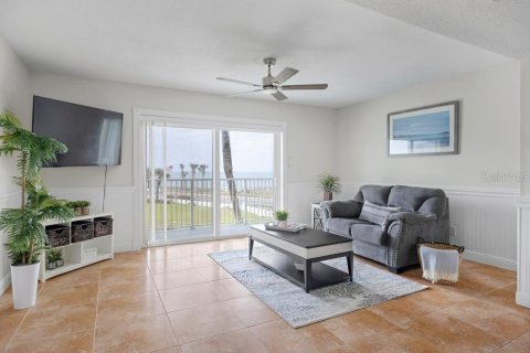 Condo in Flagler Beach, Florida, 2 bedrooms № 2095863 - photo 10