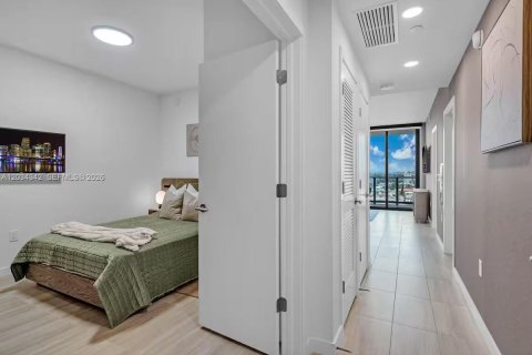 Copropriété à louer à Miami Beach, Floride: 2 chambres № 2154395 - photo 16