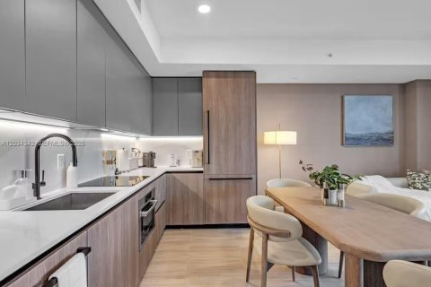 Copropriété à louer à Miami Beach, Floride: 2 chambres № 2154395 - photo 6