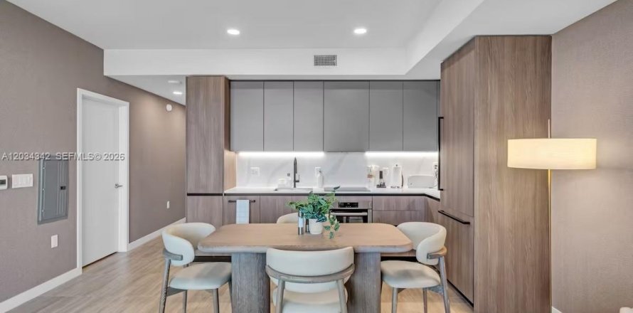 Condo à Miami Beach, Floride, 2 chambres № 2154395
