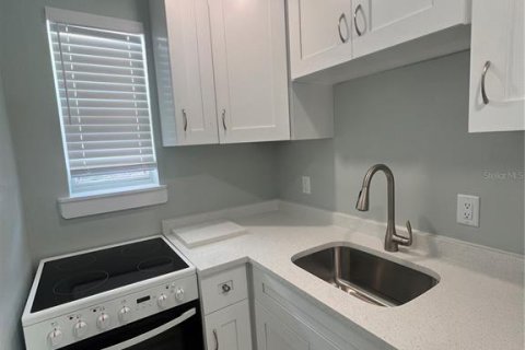 Apartment in Saint Petersburg, Florida 1 bedroom, 51.1 sq.m. № 2216415 - photo 10