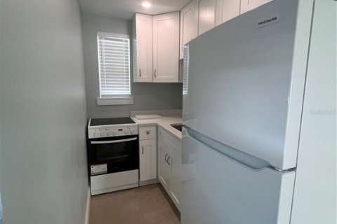 Apartment in Saint Petersburg, Florida 1 bedroom, 51.1 sq.m. № 2216415 - photo 11