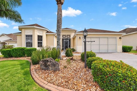 Villa ou maison à The Villages, Floride 3 chambres, 194.07 m2 № 2436720