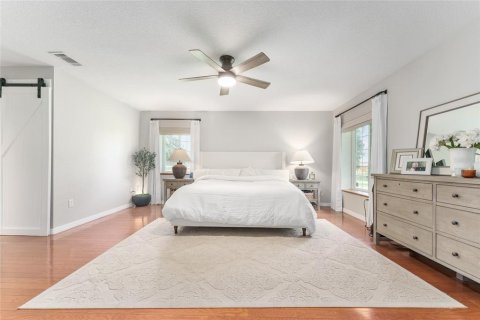 House in Ocala, Florida 5 bedrooms, 339.74 sq.m. № 1788965 - photo 27
