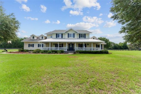 House in Ocala, Florida 5 bedrooms, 339.74 sq.m. № 1788965 - photo 1