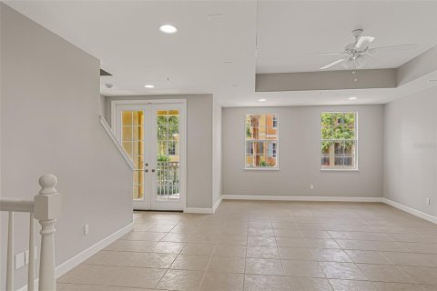 Townhouse in Lake Mary, Florida 3 bedrooms, 213.21 sq.m. № 1670029 - photo 19