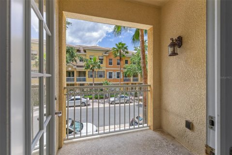 Townhouse in Lake Mary, Florida 3 bedrooms, 213.21 sq.m. № 1670029 - photo 18
