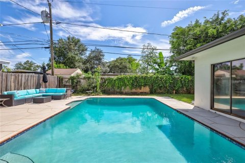 Villa ou maison à vendre à Seminole, Floride: 4 chambres, 194.35 m2 № 2302840 - photo 18