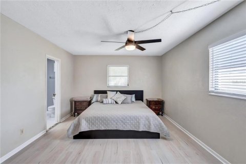Villa ou maison à vendre à Seminole, Floride: 4 chambres, 194.35 m2 № 2302840 - photo 28