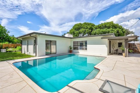 Villa ou maison à vendre à Seminole, Floride: 4 chambres, 194.35 m2 № 2302840 - photo 19