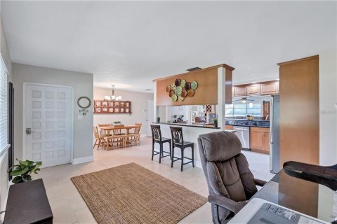 Villa ou maison à vendre à Seminole, Floride: 4 chambres, 194.35 m2 № 2302840 - photo 26