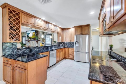 Villa ou maison à vendre à Seminole, Floride: 4 chambres, 194.35 m2 № 2302840 - photo 7