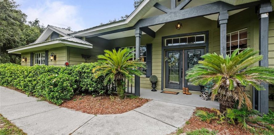 Villa ou maison à Bushnell, Floride 3 chambres, 188.31 m2 № 2339346