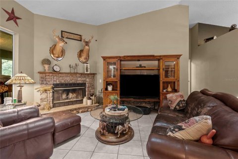 Villa ou maison à vendre à Bushnell, Floride: 3 chambres, 188.31 m2 № 2339346 - photo 3