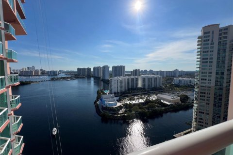 Condominio en venta en Aventura, Florida, 3 dormitorios, 173.73 m2 № 1764521 - foto 27