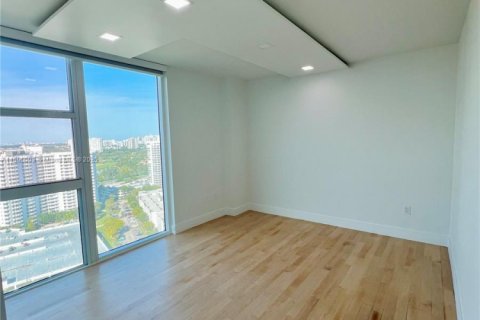 Condominio en venta en Aventura, Florida, 3 dormitorios, 173.73 m2 № 1764521 - foto 17