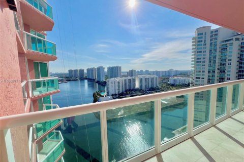 Condominio en venta en Aventura, Florida, 3 dormitorios, 173.73 m2 № 1764521 - foto 3