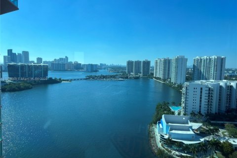 Condominio en venta en Aventura, Florida, 3 dormitorios, 173.73 m2 № 1764521 - foto 12