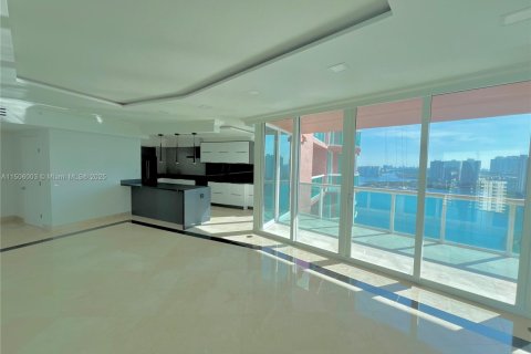 Condominio en venta en Aventura, Florida, 3 dormitorios, 173.73 m2 № 1764521 - foto 8