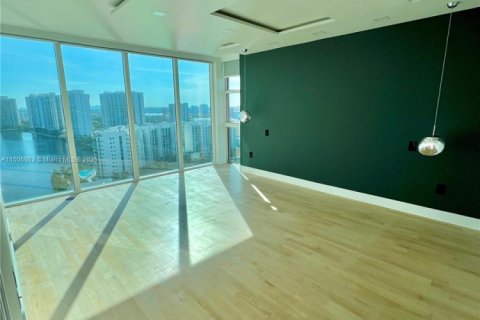 Condominio en venta en Aventura, Florida, 3 dormitorios, 173.73 m2 № 1764521 - foto 25